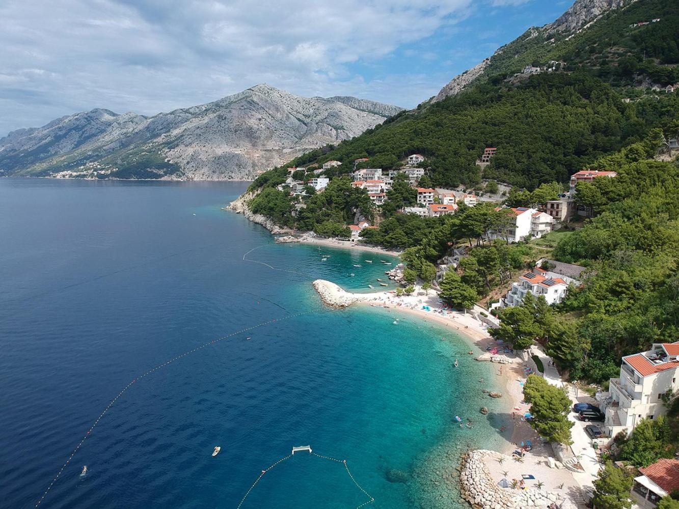 Villa Skalinada With Sea View Брела Экстерьер фото